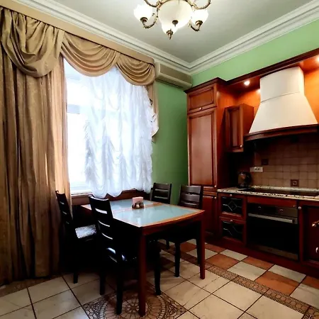 Apartamentolivre Tv. Guilherme Cossoul * Lisbon