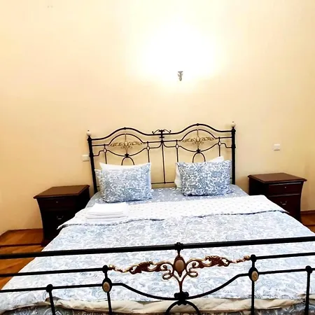 Apartamentolivre Tv. Guilherme Cossoul * Lisbon